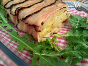 Zapečené brambory ve slanině se sýrem - www.chytrevarime.cz