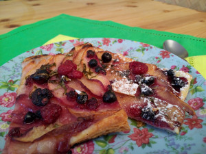 Broskvový koláč s bazalkou - www.chytrevarime.cz