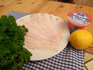 Smažený platýs s omáčkou z listové petržele - suroviny - www.chytrevarime.cz