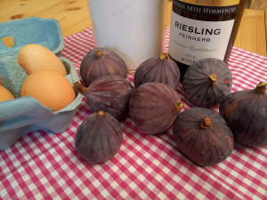 Zapečené fíky s vinným žloutkovým krémem - suroviny - www.chytrevarime.cz