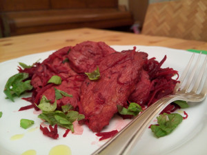 Panenka s červenou řepou a sójovou omáčkou - www.chytrevarime.cz